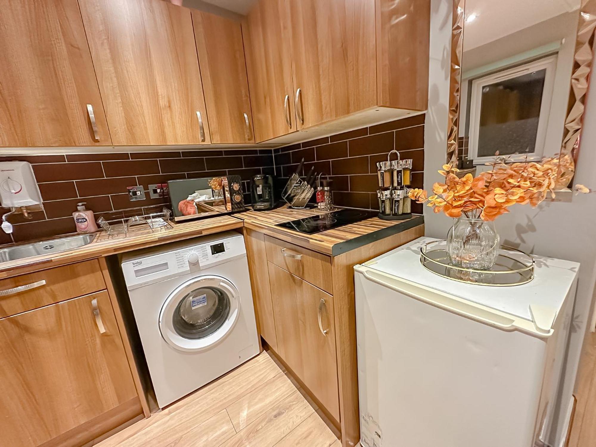 Stunning Studio Garden House - Free Wifi & Parking Hendon Exteriör bild